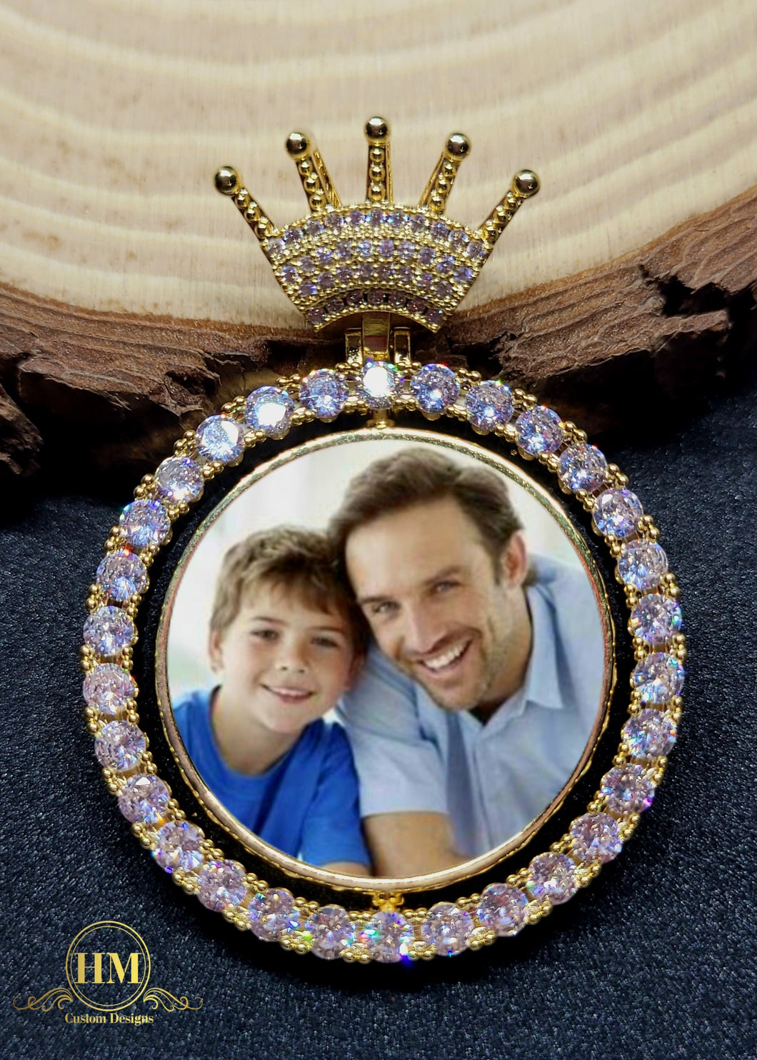 Crown Pendan Double Photo