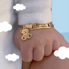 Cargar imagen en el visor de la galería, Valentino para Bebé con charm de osito🧸
